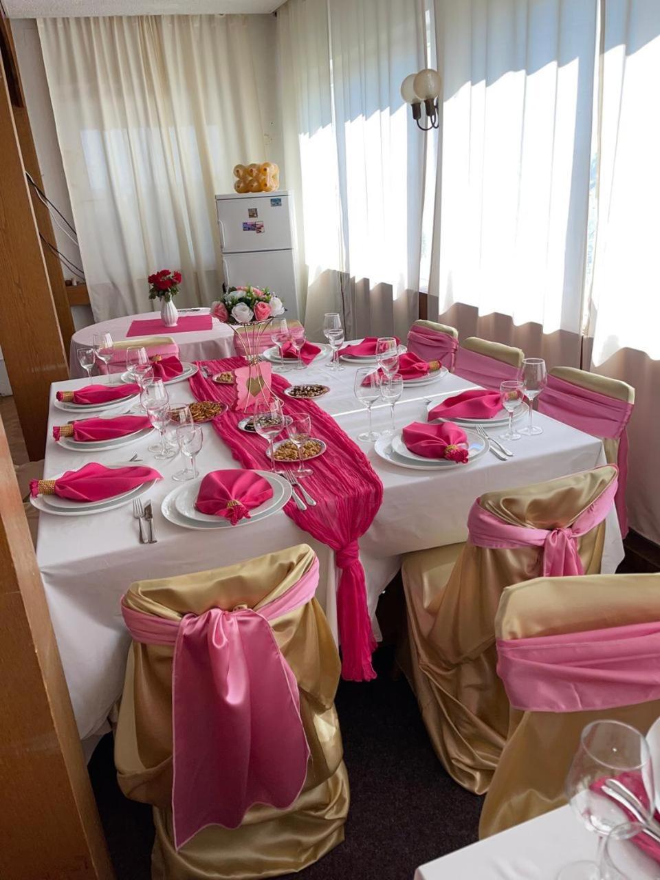 Wald Cafe Otel Simbach am Inn Dış mekan fotoğraf