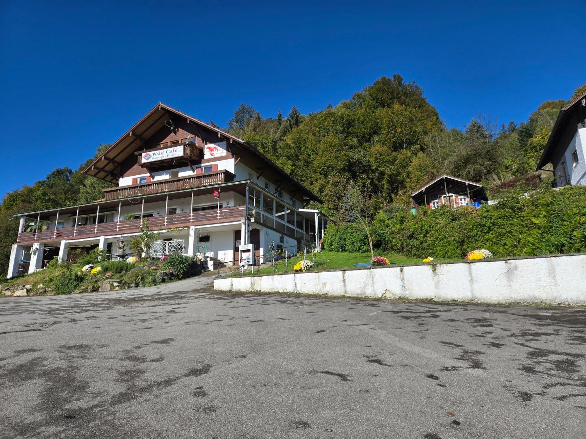 Wald Cafe Otel Simbach am Inn Dış mekan fotoğraf